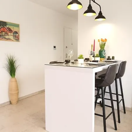 Luxury Marco Polo With A Private Swimming Pool With Salt Sea Water Apartment *