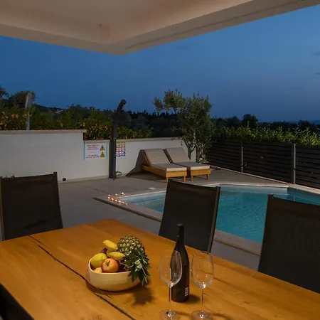 Luxury Marco Polo With A Private Swimming Pool With Salt Sea Water